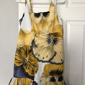 Differents dresses, jaquet and skirt